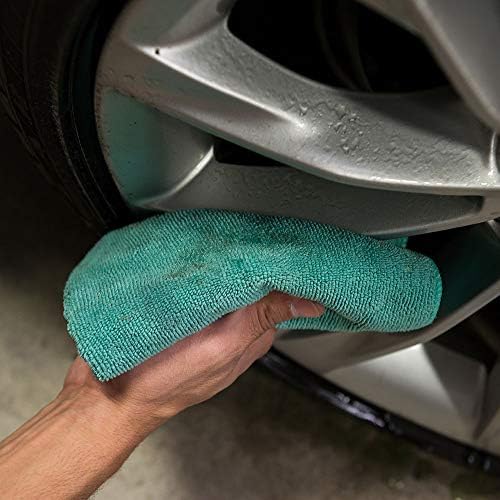 Chemical Guys MICMGREEN03 Workhorse Professional Grade Microfiber Towel, Green, (Safe for Car Wash, Home Cleaning & Pet Drying Cloths) 16" x 16", Pack of 3 - Image 7