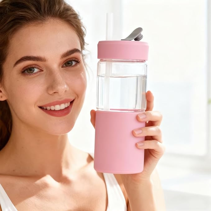 Zenbo 20 oz Glass Tumbler with Silicone Lid & Straw, Reusable Borosilicate Glass Iced Coffee Cup with Silicone Sleeve, Leak-Proof BPA-Free Glass Cup for Smoothies, Juice, Home, Office & Travel