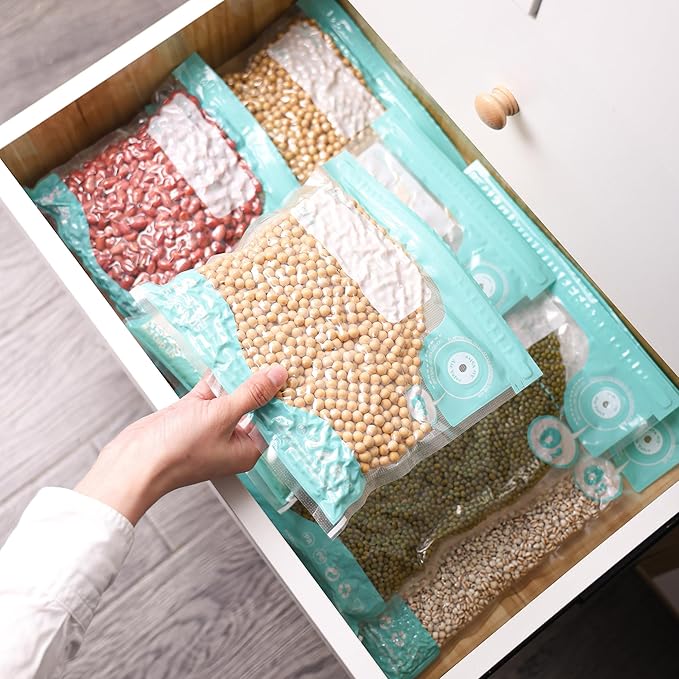 Sous Vide Bags Reusable, Vacuum Food Storage Bag 20 pcs (8.7 * 8.3in) Comes with 6 Sealing Sliders Thicken PA&PE Material Double Zipper Long-lasting Freshness Bag for Cooking, Food Storage S 20pcs