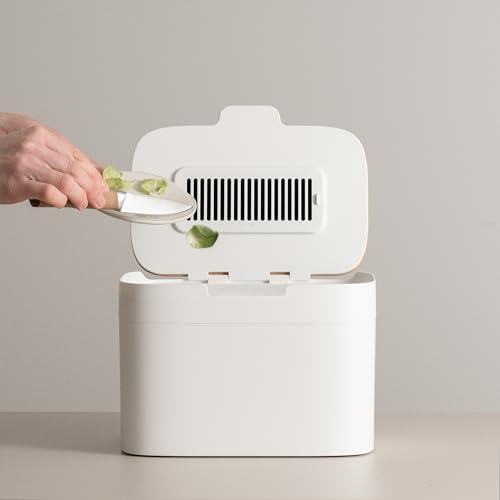 KAZAI. Compost Bin Kitchen 'Elin' | 1.2 GAL / 4.5L Countertop Compost Bin with Wooden Lid & Filter | Odor-Free, Dishwasher Safe, with Inner Bucket | Small Indoor Kitchen Composter | Off-White/Bamboo - Image 2
