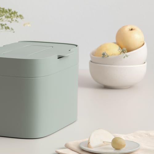 KAZAI. Compost Bin Kitchen 'Elin' | 1.2 GAL / 4.5L Countertop Compost Bin with Lid & Carbon Filter | Odor-Free, Dishwasher Safe, with Inner Bucket | Small Indoor Kitchen Composter | Sage-Green - Image 4