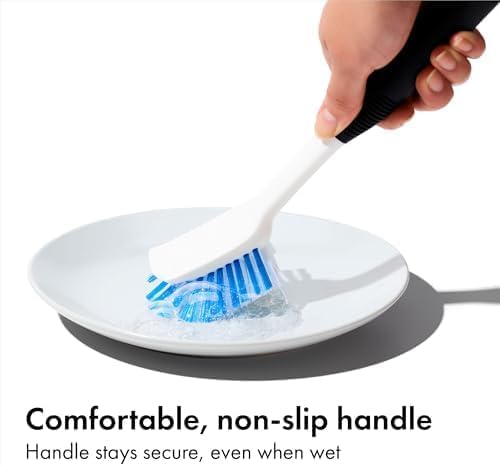 OXO Good Grips Dish Scrub Brush with Non-Slip Handle, Nylon Bristles - Image 3