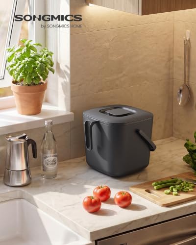 SONGMICS Compost Bin for Kitchen Counter, Plastic, 1.8-Gallon (7 L) - Image 2