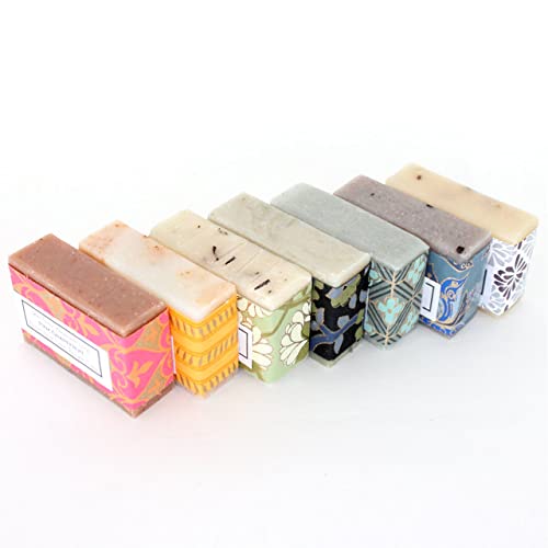 Holiday Handmade Soap Gift Set – 5 Natural Essential Oil Bar Soaps for Women or Men, Small Christmas Gift Set, Stocking Stuffer, Spa Self Care Present for Mom, Wife, Friend, Teacher