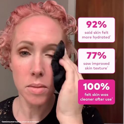 The Original MakeUp Eraser 7-Day Set, Erase All Makeup With Just Water, Including Waterproof Mascara, Eyeliner, Foundation, Lipstick, Sunscreen, and More! Chic Black, 7ct. - Image 5