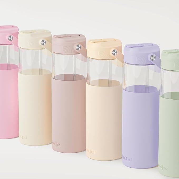 Glass Water Bottle with Silicone Sleeve and Straw Lid 20oz for Girls Women, Glass Drinking Bottles for Travel Home Gym Sports (Warm Sand)