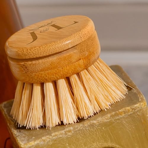 J&L Naturals Bamboo Dish Brush, Long Handle, with 1 Refill Head, 100% Bamboo and Natural Sisal Fibers, for Kitchen Cleaning, Eco-Friendly, Zero-Waste - Image 5