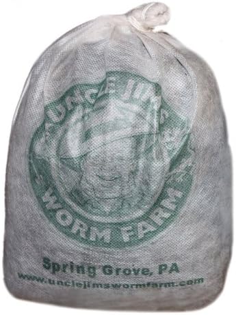 Uncle Jim's Worm Farm 1000 Count Red Wiggler Composting Worms Mix for Garden Soil or Fishing | Pack of Compost Worms Improves Soil Structure and Quality for Healthier Gardens - Image 4