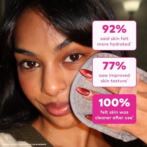 The Original MakeUp Eraser 7-Day Set, Erase All Makeup with Just Water, Including Waterproof Mascara, Eyeliner, Foundation, Lipstick, Sunscreen, and More! Cool Gal Neutrals, 7ct. - Image 5
