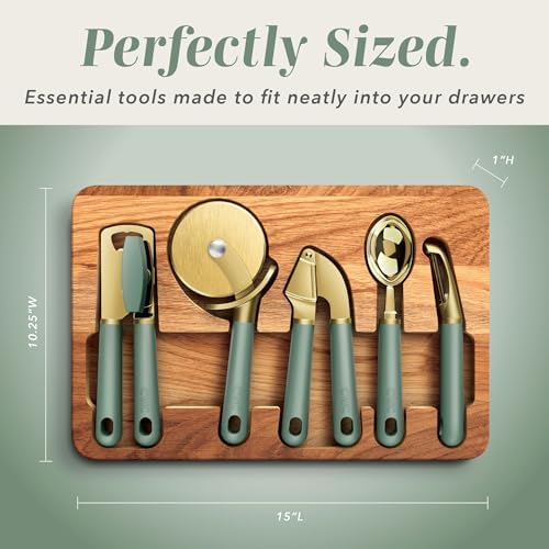 COOK WITH COLOR 6-Piece Kitchen Tool Set with Acacia Wood Cutting Board, Can Opener, Pizza Cutter, Garlic Press, Scoop & Peeler, Sage - Image 3