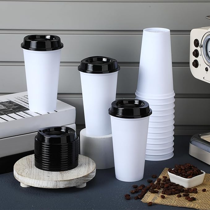 Domensi 30 Pack Reusable Coffee Cups with Lids 16 oz Disposable Travel Cups Bulk Plastic to Go Coffee Tumblers for DIY Hot Cold Drink Party Favors Coworker, Microwaveable (White with Black Lid)