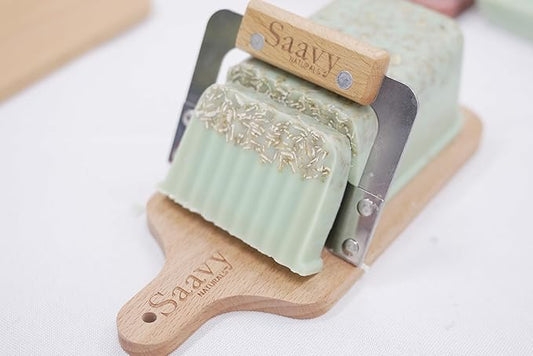 Saavy Naturals Organic Soap Minty Oat - Plant Based Ingredients(1LB)