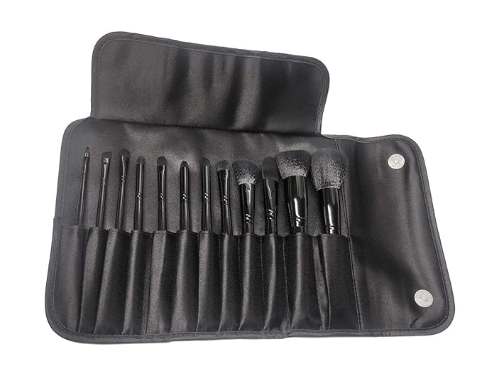 12 Pc. Ultimate Beauty Makeup Brush Set