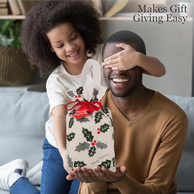 Fabric Gift Bags for Christmas Presents – Set of 6 Large Reusable Drawstring Bags with Festive Holly Design – Christmas Bags for Gifts – Perfect for Gift Wrap and Holiday Giving (Holly)