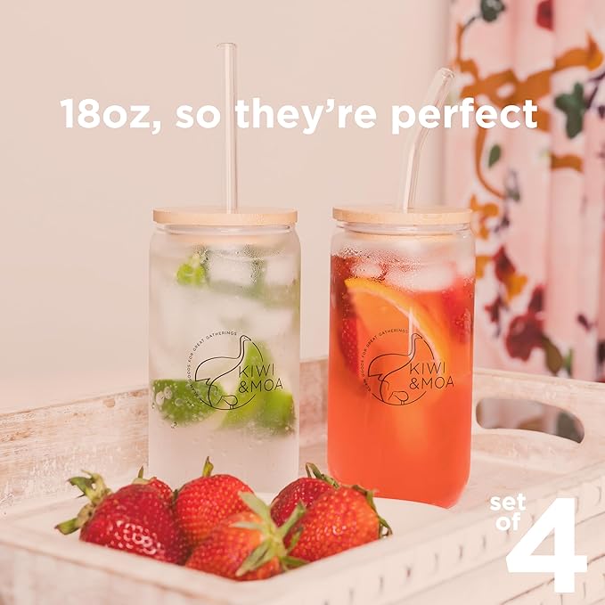 KIWI & MOA Drinking Glasses 18oz Capacity, with Bamboo Lids and Glass Straws, Set of 4, for Mixed Drinks, Cocktails, Beer, Iced Coffee/Tea, Fresh Juice, Smoothies, Parties/Gifts (Branded)