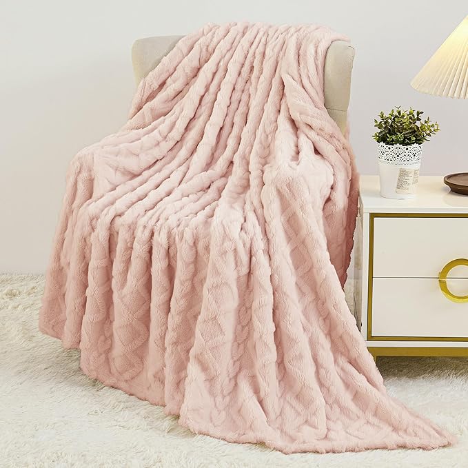 Aganear Twin Blanket - 3D Stylish Design, Lightweight Blanket Super Soft, Warm, Decorative Present for All Seasons, Portable Throw Blankets for Couch, Sofa, Bed, Car(60"×80", Pink)