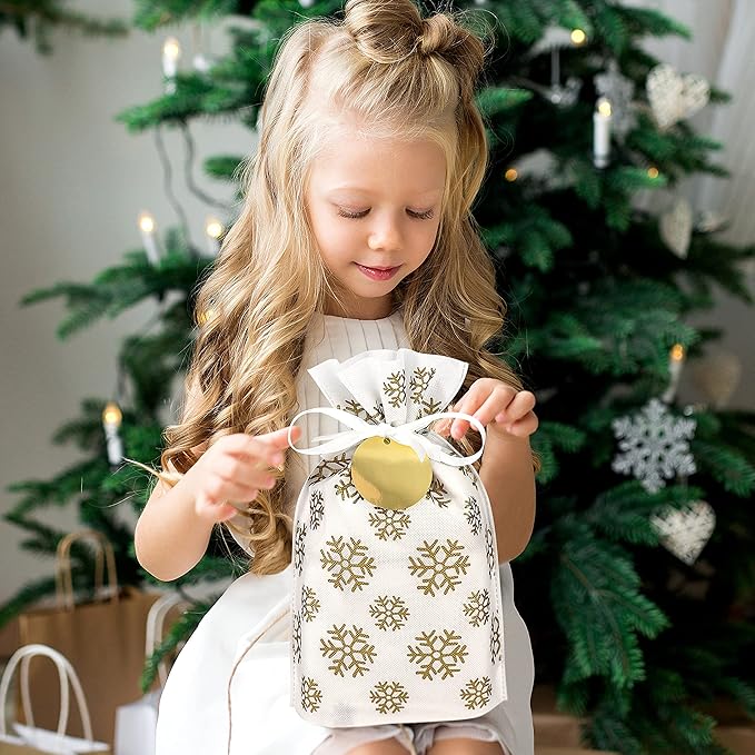Fabric Gift Bags for Christmas Presents - 6 Pcs Drawstring Fabric Bags, Large Christmas Gift Bags for Presents, Reusable Gift Wrap Bags for Gifts (Gold, Assorted Sizes)